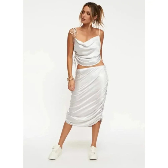 NWT Lioness String Along Skirt Ecru Satin Adjustable Ruched Sides Mini to Long 4 - Picture 1 of 14